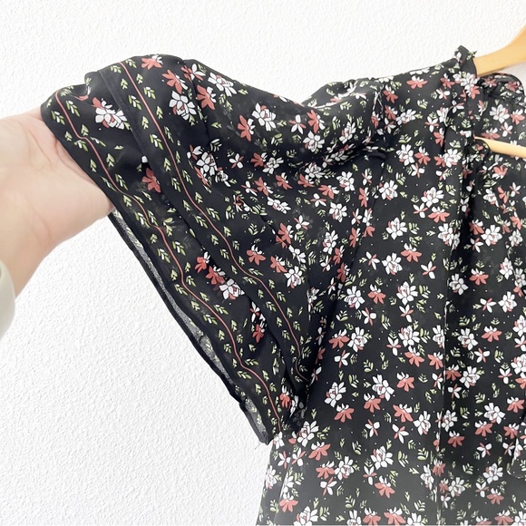 Max Studio Black Floral Blouse - Picture 3 of 8